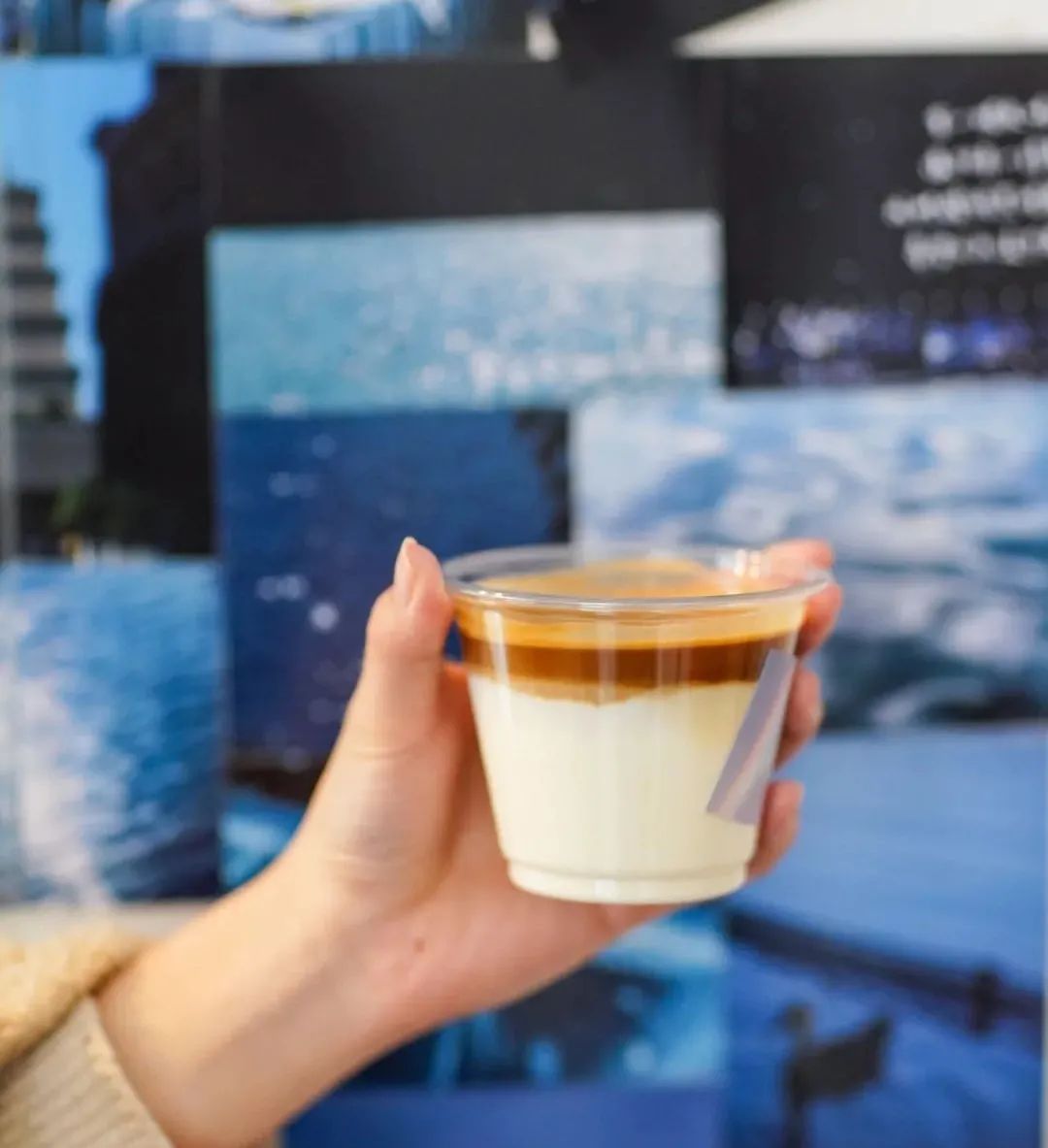 杭州「社区咖啡」大佬，打工人的续命水上新了