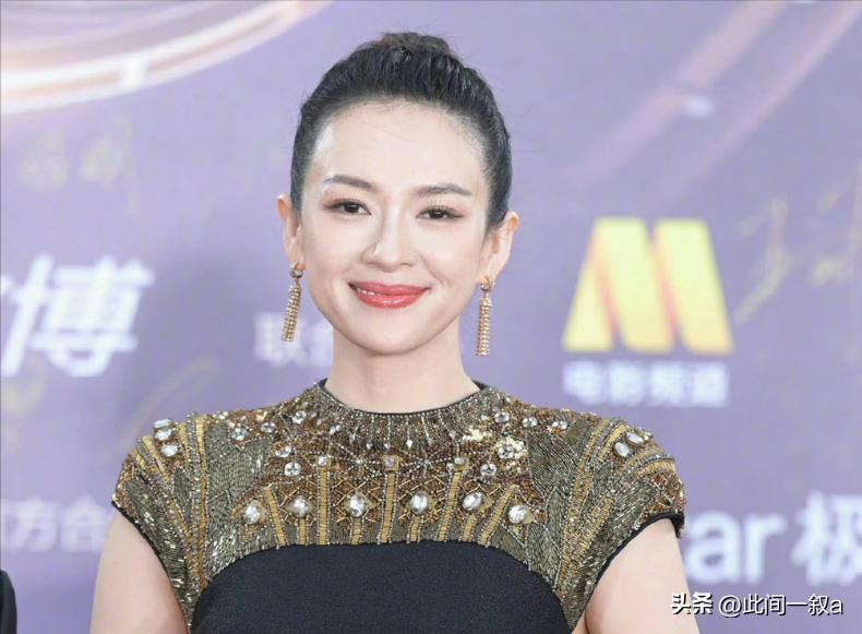 “大秀*光春**”还不害臊,深V露背都不遮掩,这群女明星全员养眼!