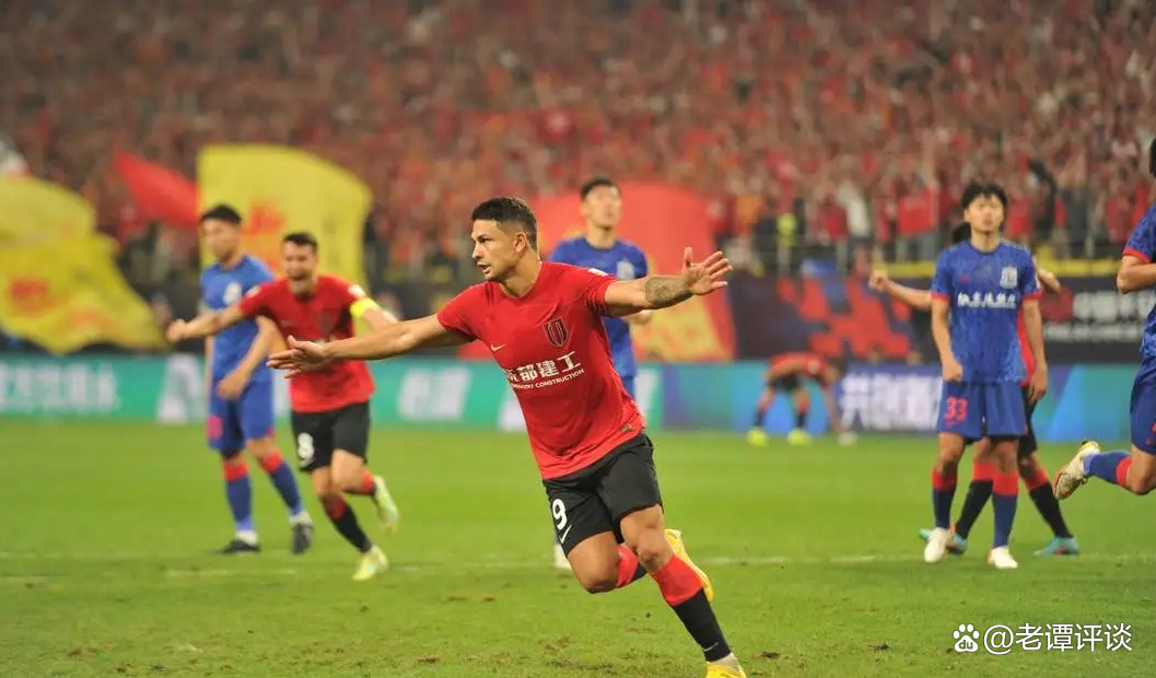 蓉城三度“摘花”，变味申花输球又输人；严惩马镇，净化赛场风气