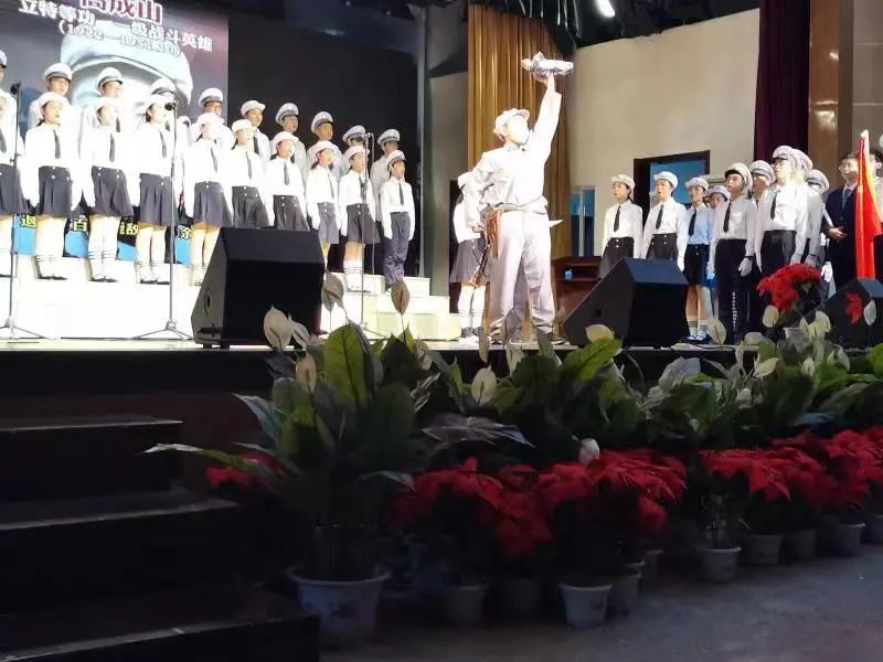 太原市文华中学校2023届毕业典礼