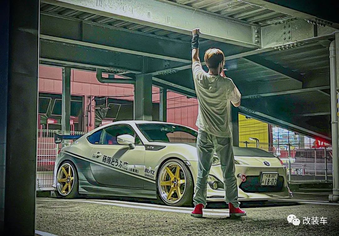 头文字d的女朋友,头文字d里面gt86的车主