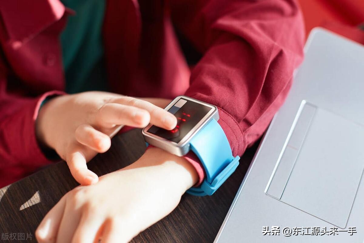 不同牌子儿童手表可以添加好友么,华为儿童手表怎么添加好友