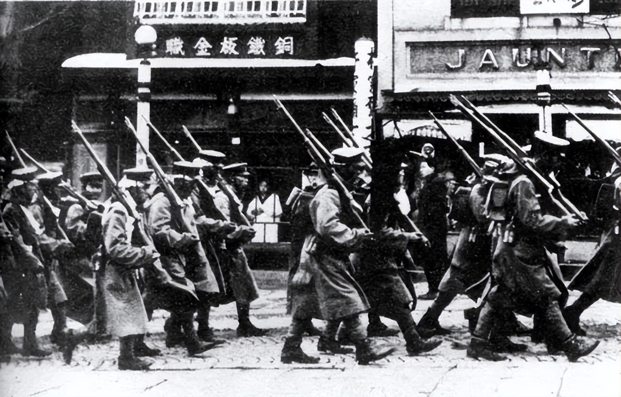 抗战神剧致敬先烈,抗战剧向英雄致敬铭记历史