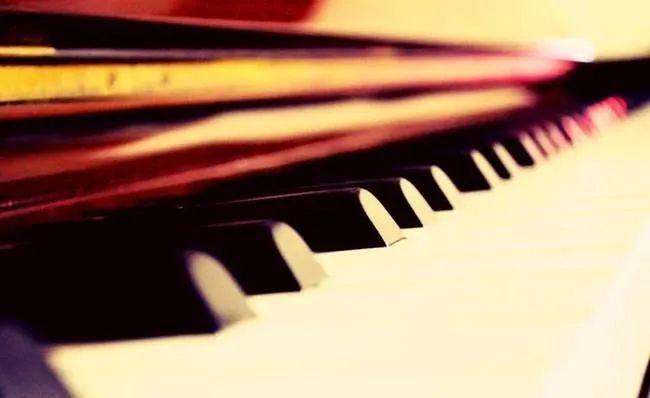 5月爵士乐资讯：春季国际新发热碟，新泽西爵士钢琴奇才摘冠！