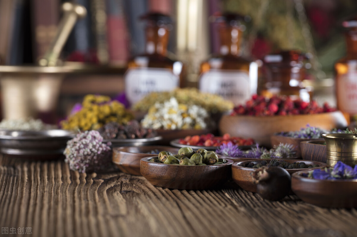 膝盖受寒了如何祛寒气土方法,治疗膝盖冷的中药方