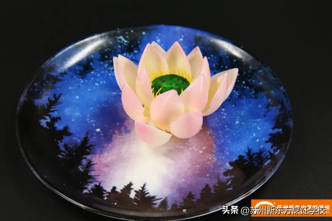 女生自己创业适合做什么,一个女生创业适合做什么