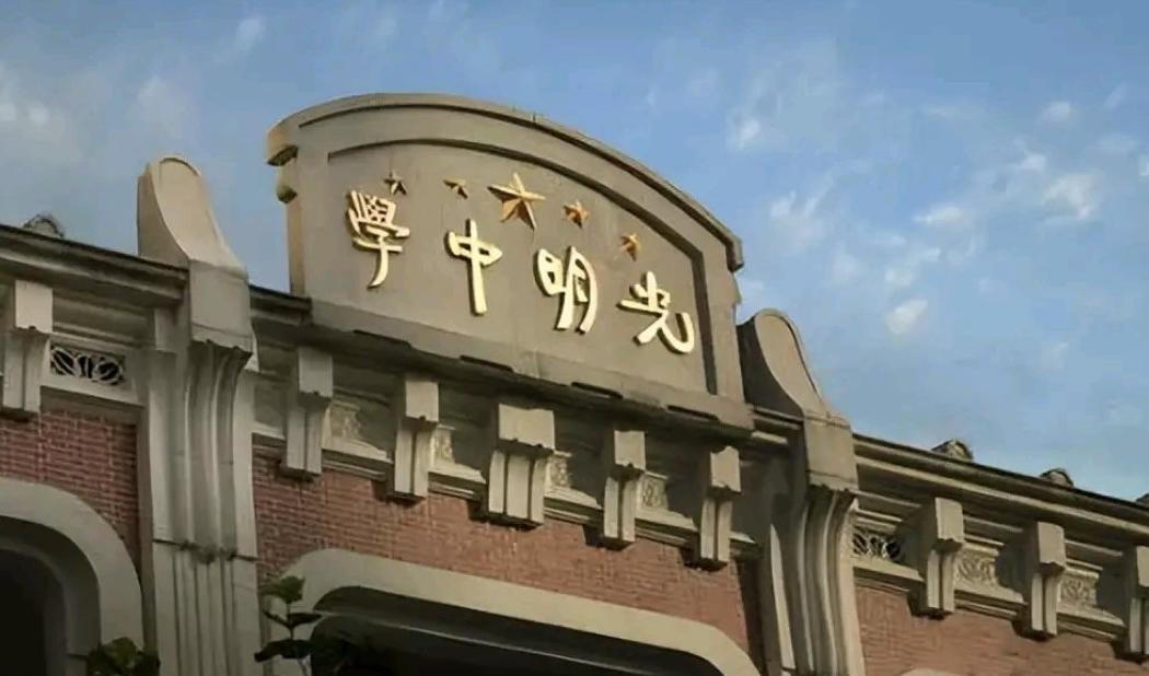 上海最红地标外滩,上海外滩风景如画打卡地