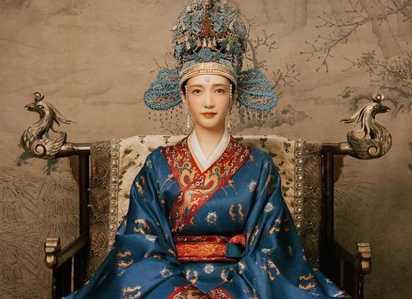 宋朝服饰上的花纹图案有哪些,宋朝时期的服饰图片及特点