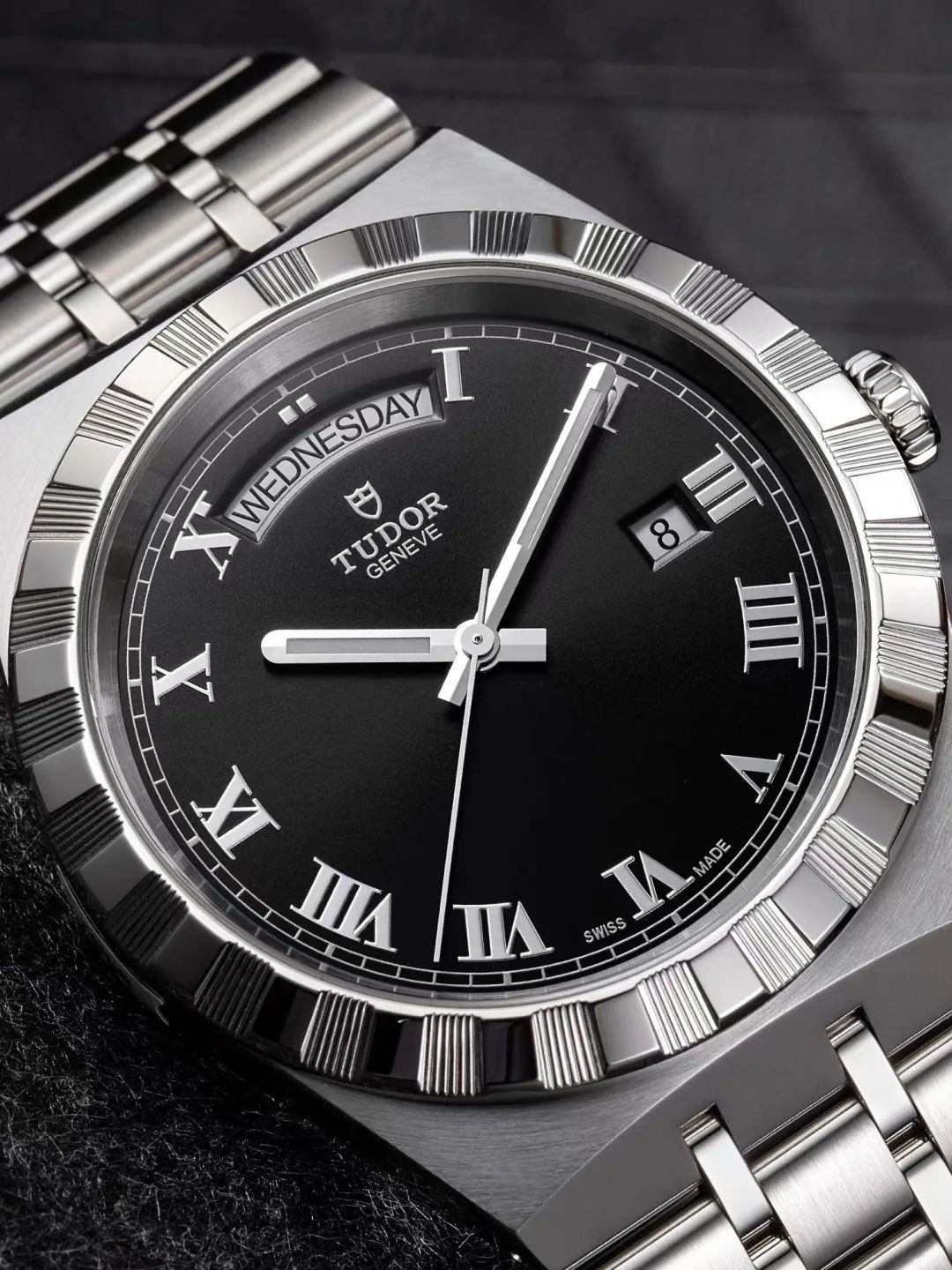 帝舵金色表盘配什么表带好看,帝舵选什么表盘颜色