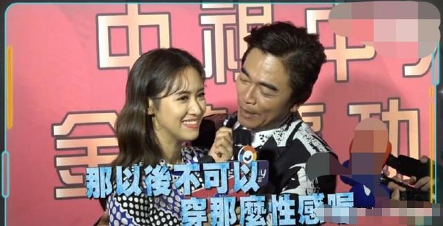 父女“嘴对嘴亲吻”不害臊，以爱的名义满足私欲的行为，该停止了