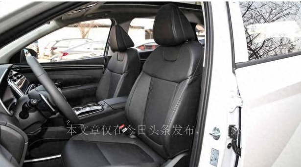 路虎揽胜运动版：全能选手，顶配直降19.8万值得买吗？