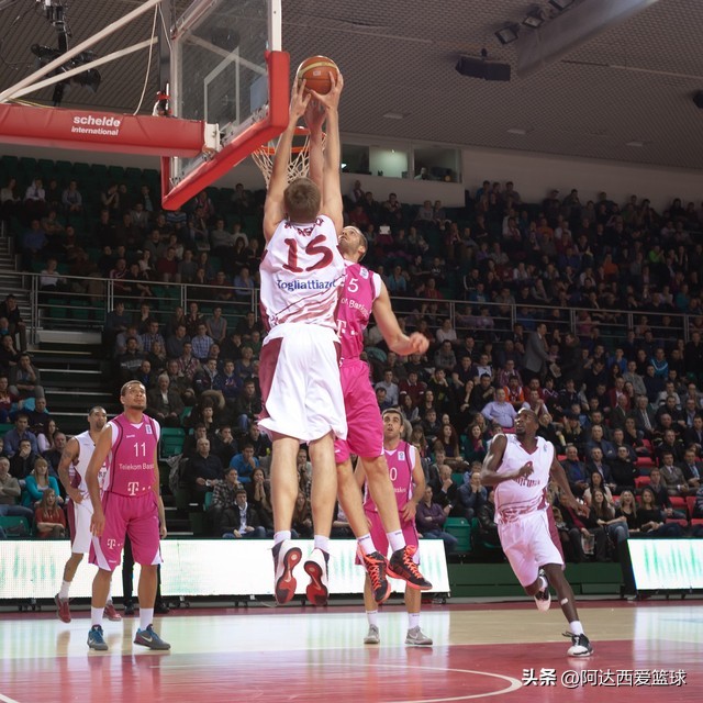 乔丹和詹姆斯打篮球,如果没有乔丹nba会发生什么