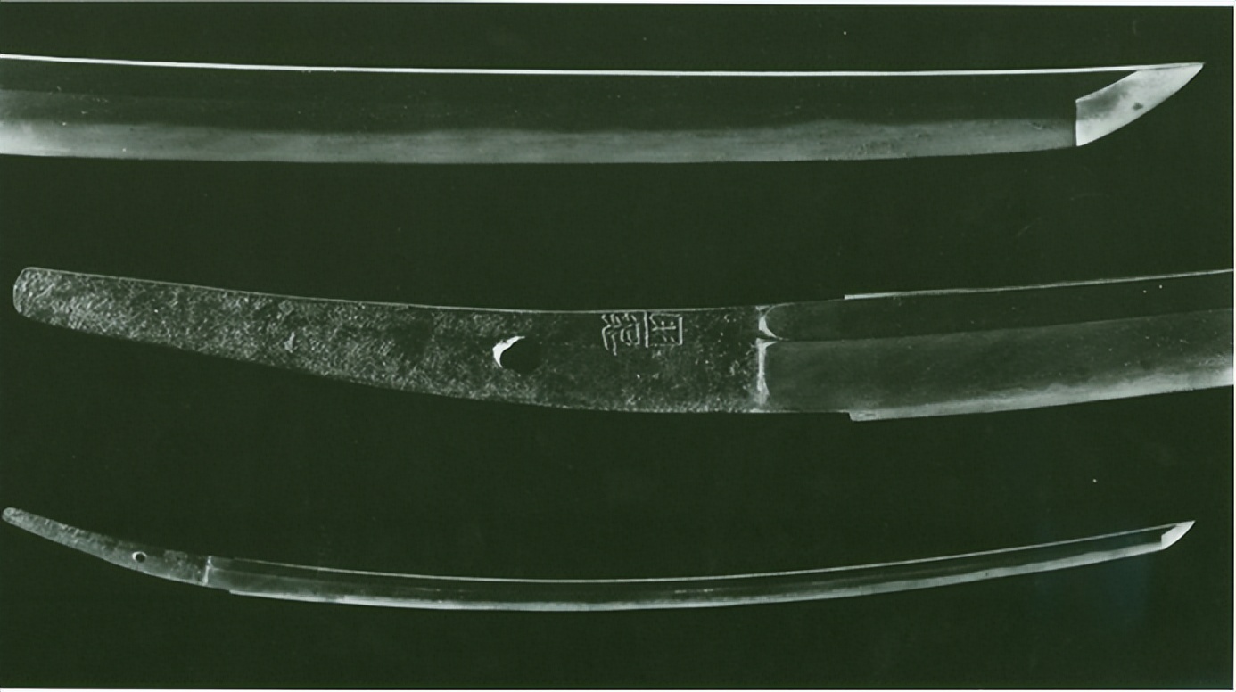 日本三大神器草薙剑真实来历,天下五剑日本国宝