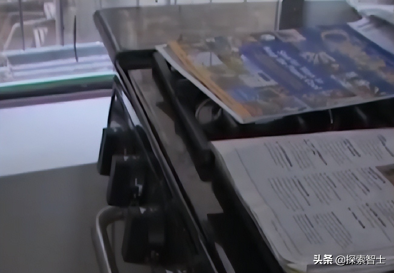 美国女白领20年不买内衣，厕纸晒干重复用，吃的全靠捡，纽约买房