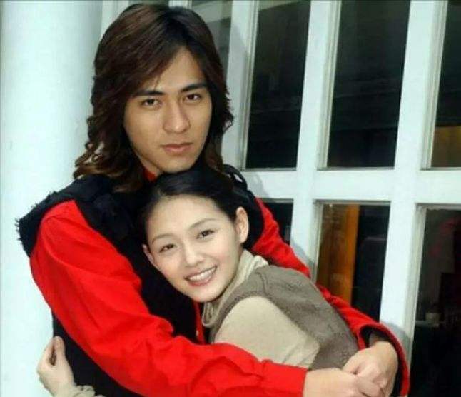 大s前夫汪小菲简历,大s和前夫汪小菲是怎么结缘的