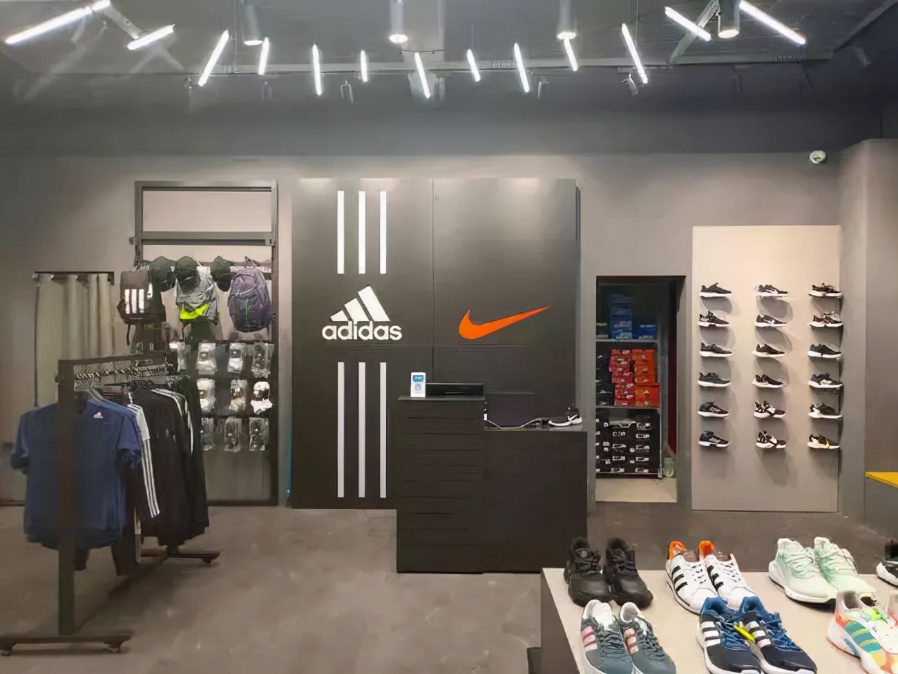 阿迪耐克商标侵权纠纷怎么判,阿迪耐克侵权案