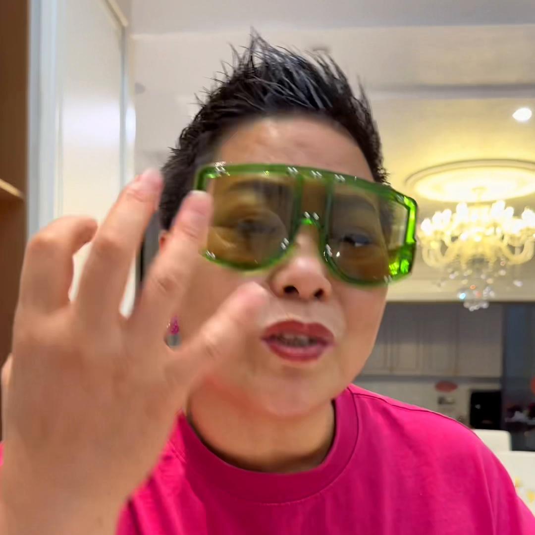 在美发店如何快速晋升发型师,做美发如何能速成发型师