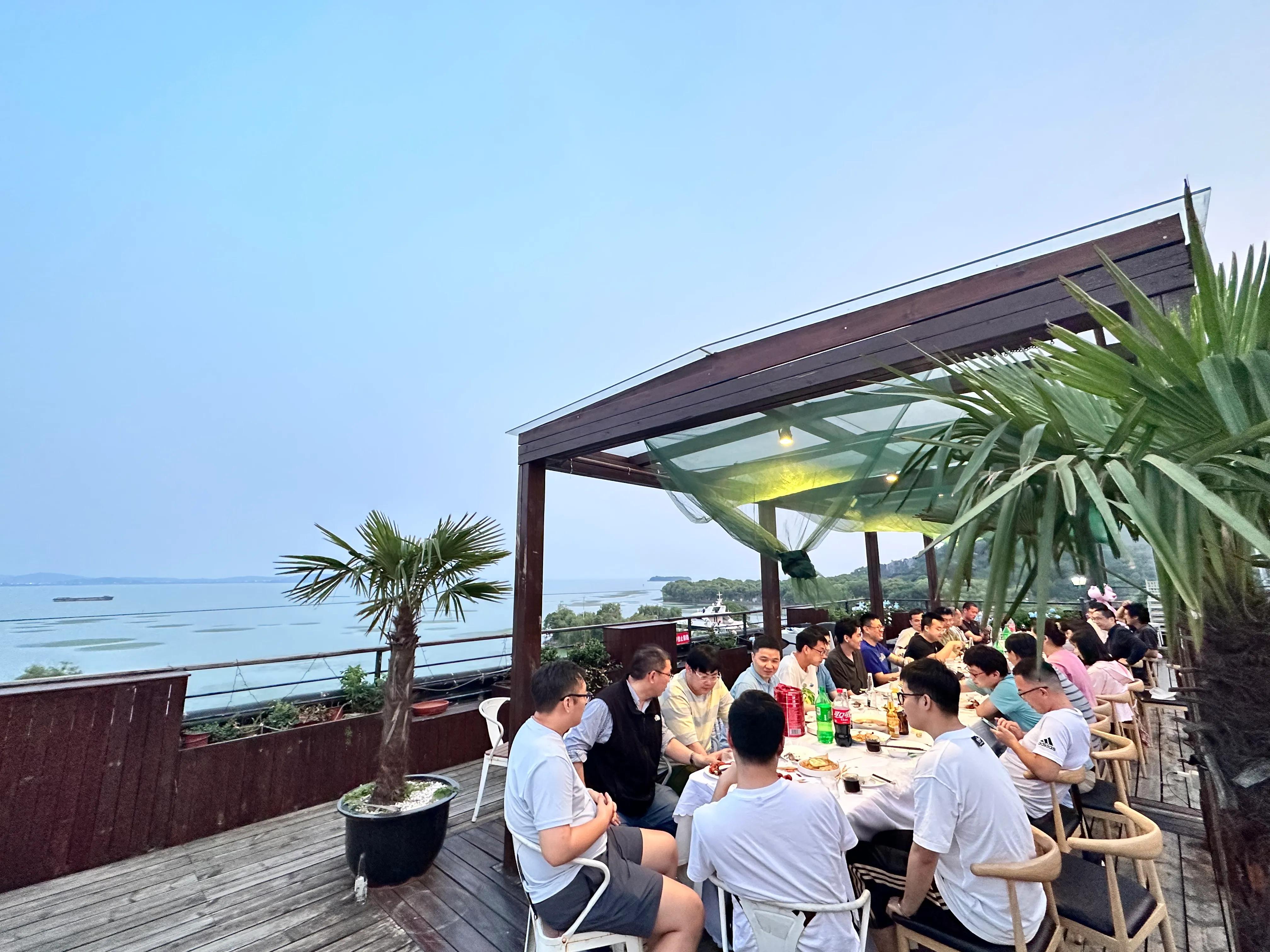 苏州西山明月湾包吃住民宿,苏州西山民宿包吃包住80一天