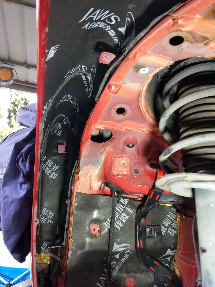 消除噪声厦门靓车港宝马320汽车隔音改装大白鲨