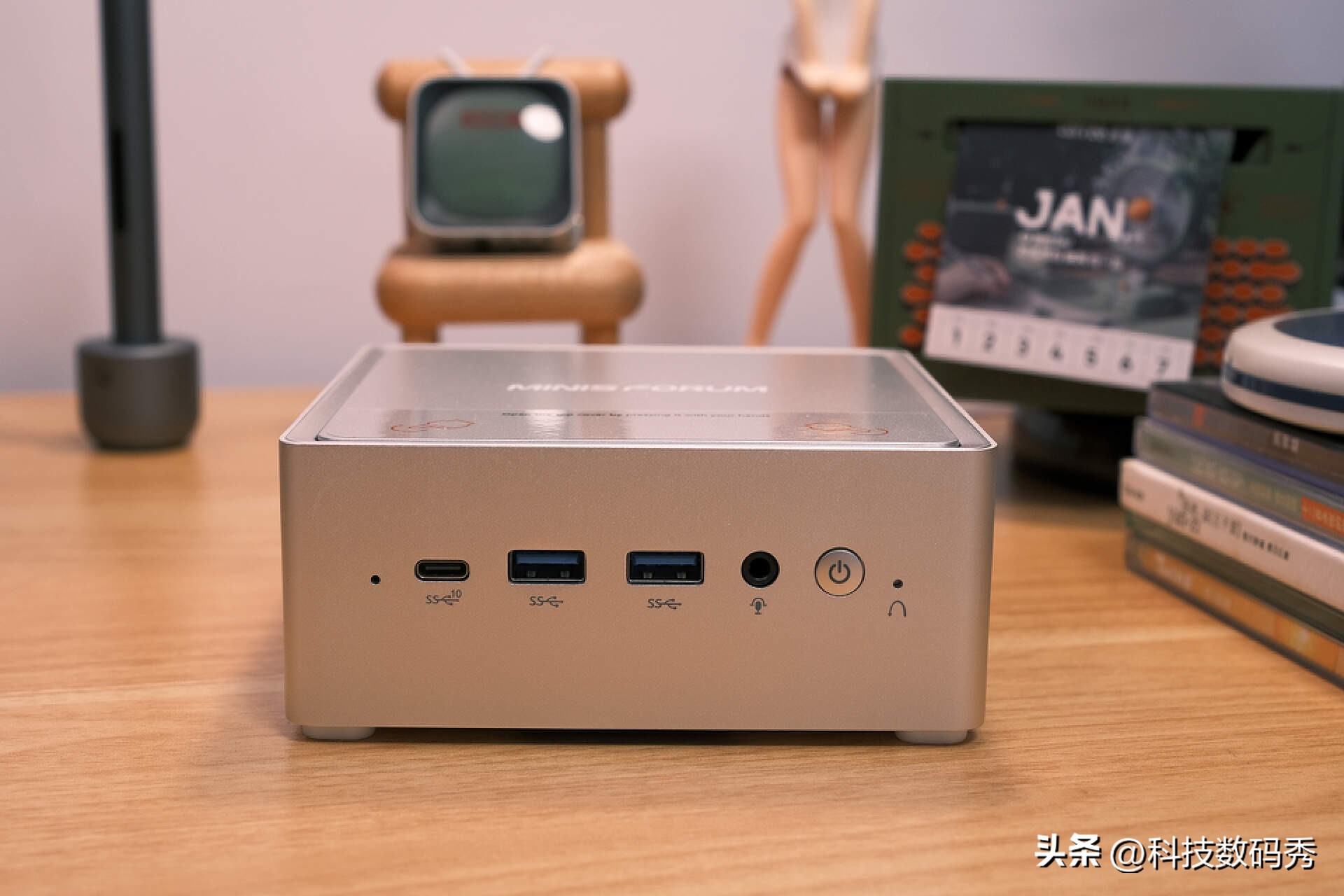 铭凡NPB7英特尔i7-13700H迷你主机测评，看看它到底值不值得买