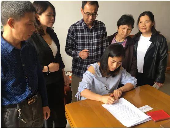 商家被消费者无理投诉，让“市长热线”工作人员和商家都无可奈何