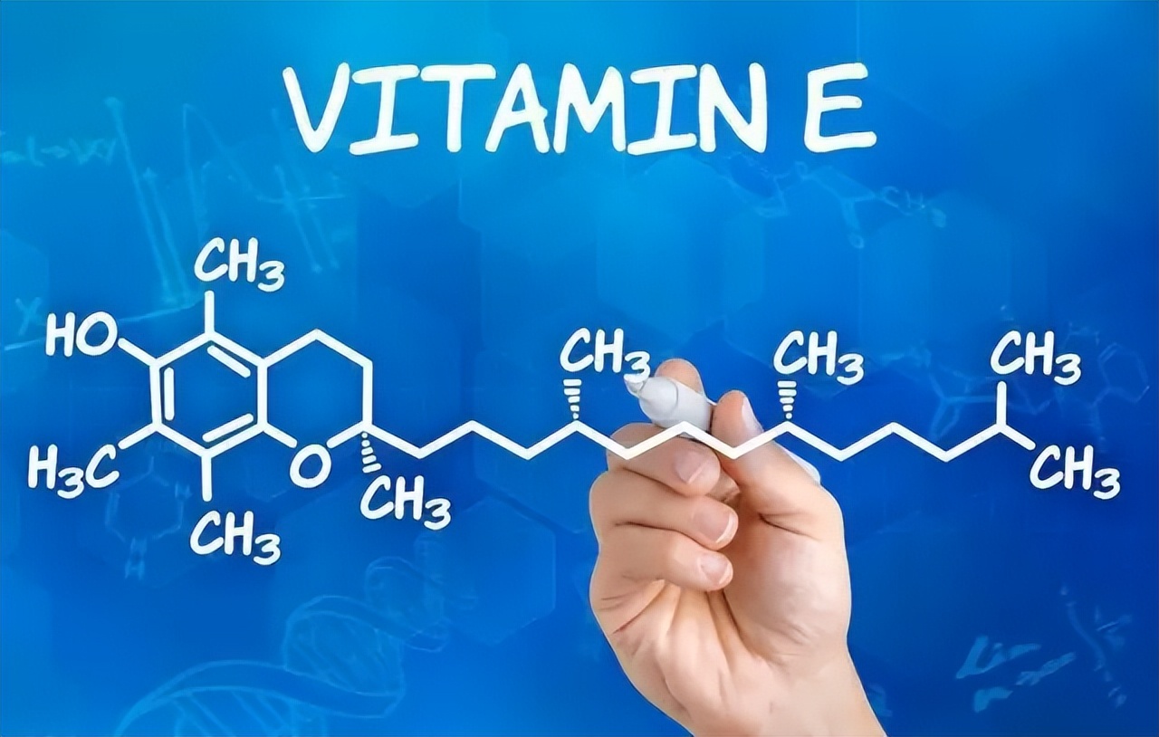 维生素e软胶囊对疤痕疙瘩有用吗,维生素e对烫伤疤痕有修复作用吗