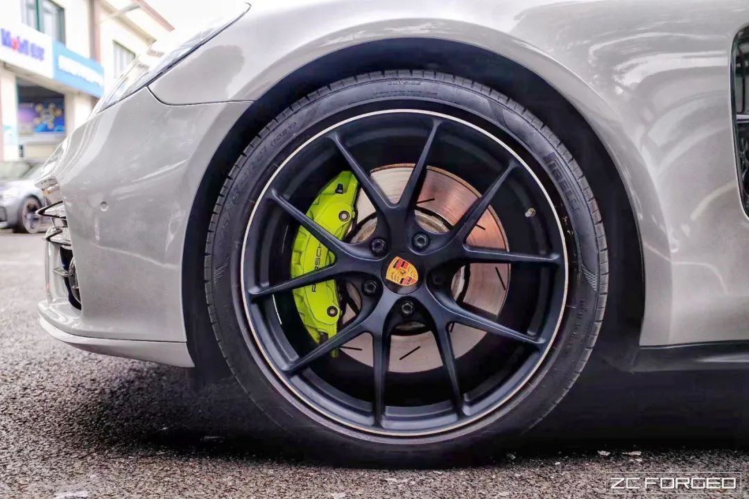 保时捷panamera改taycan前脸,保时捷panamera改装宽胎