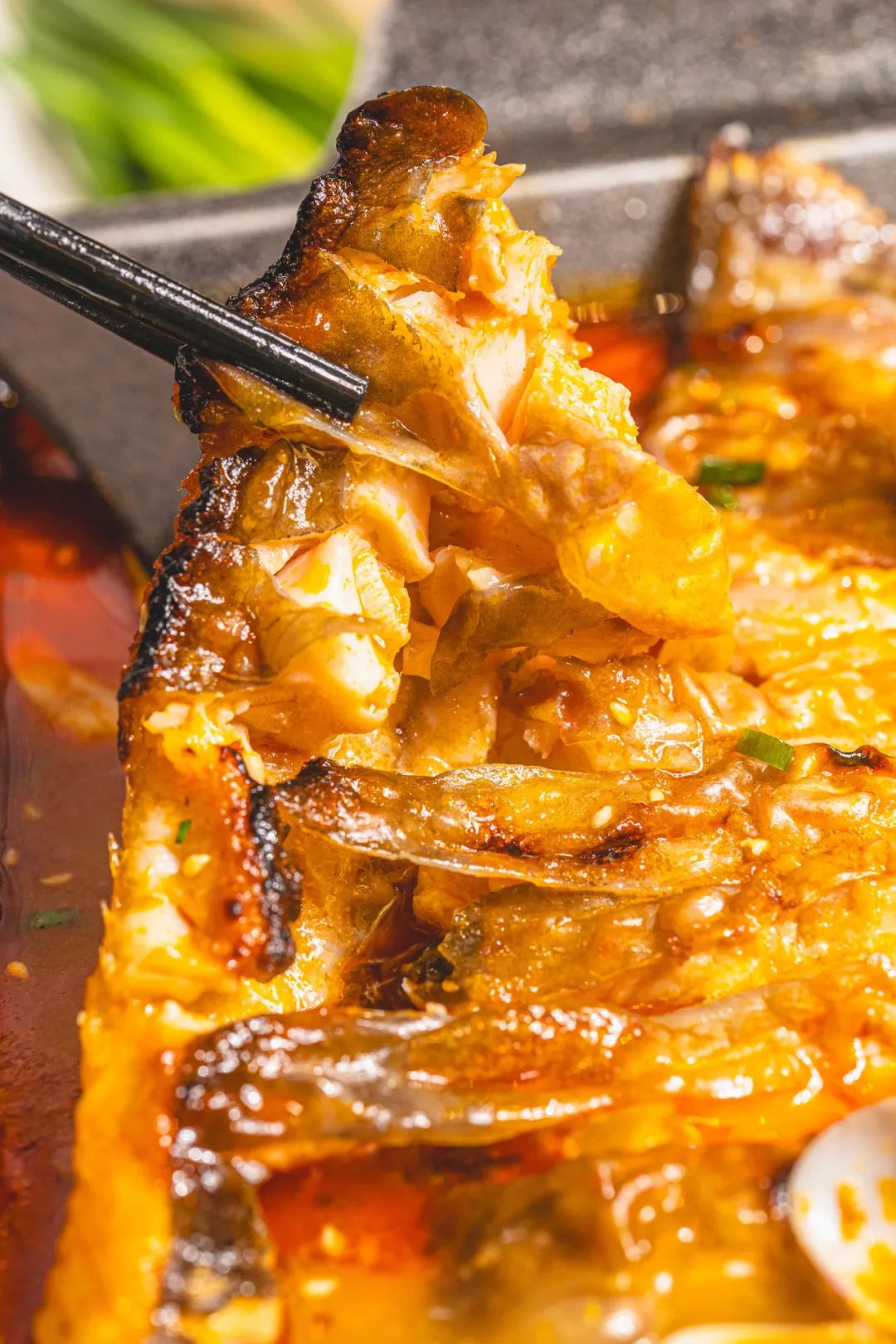 这个被低估的夜宵美食城，跟着「蓝妹啤酒」才找得到！