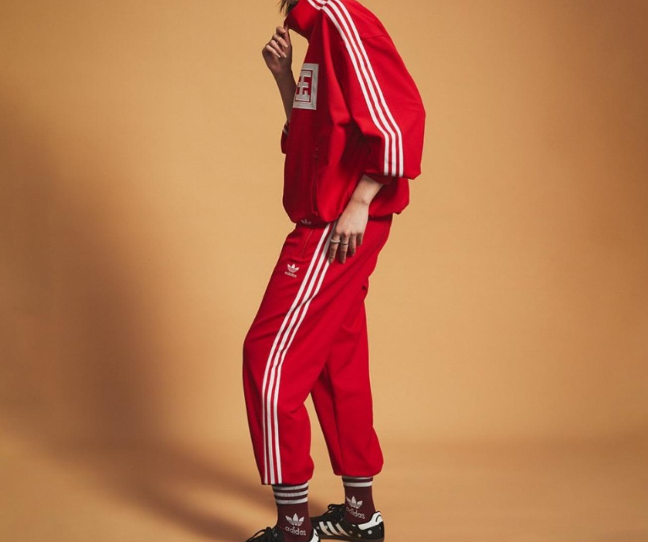 阿迪达斯中国队红色运动服,阿迪达斯中国国家队运动服