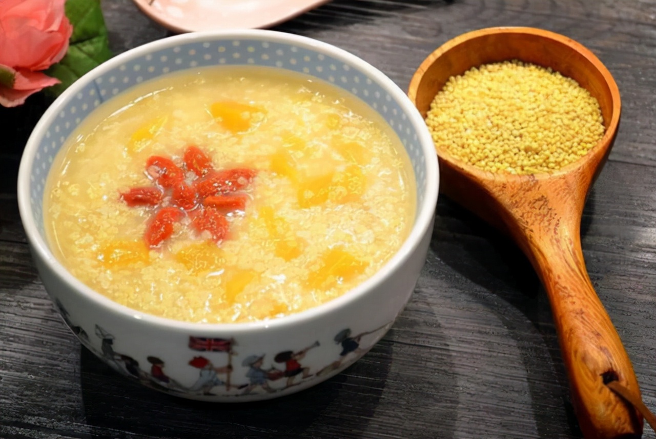 5种食物被誉为胃粘膜修复器,胃不好多吃这5种食物