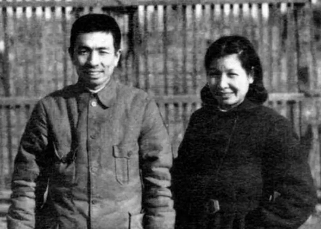 陶铸的女儿陶斯亮说：别把我和*干高**子弟扯在一起，我没那种优越感