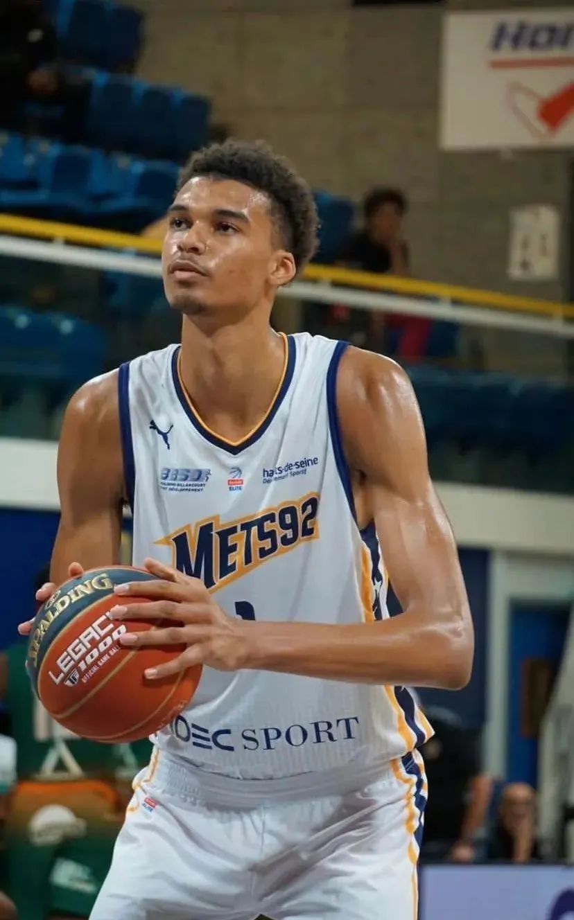 字母哥34+18+9三球替补,35号杜兰特34号字母哥