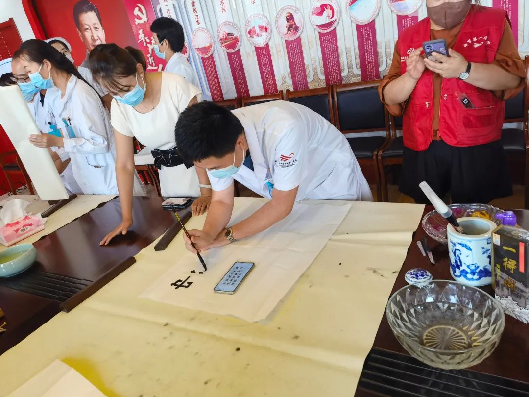 呼市第一医院开展喜迎“二十大”“习语金句”大家写专题活动