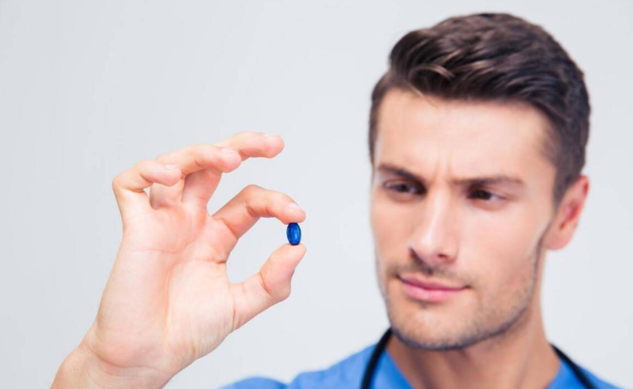 心脏病人吃伟哥对身体有哪些伤害,高血压心脏病服用伟哥应注意什么