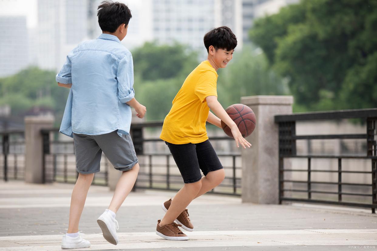 22岁男孩长高标准是多少,12岁开始男孩身高每年长高多少