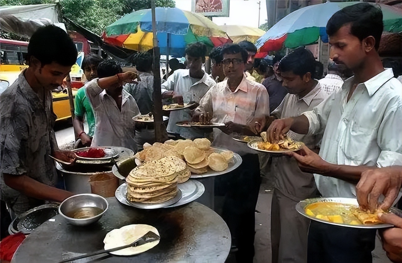 开心麻花无胆英雄好看吗,开心麻花2018题材电影