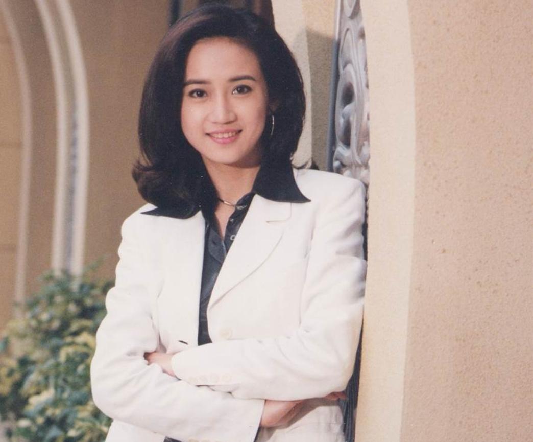 “最美尼姑”桑妮的成名之路,台湾女明星出家当尼姑桑妮