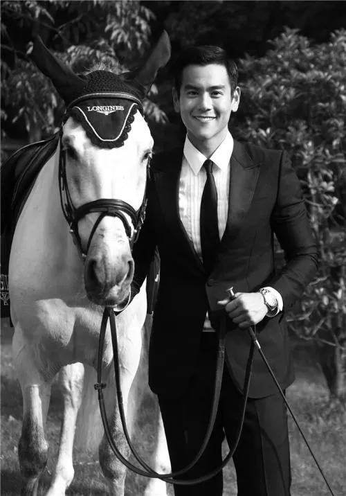 超清彭于晏健身图片,明星腹肌照前100名