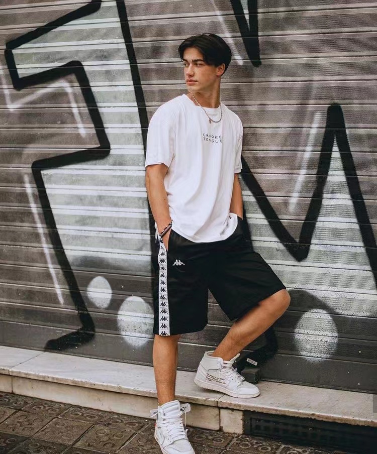 男士夏日显白短衣短裤穿搭,男士夏季短裤穿搭休闲质感高级