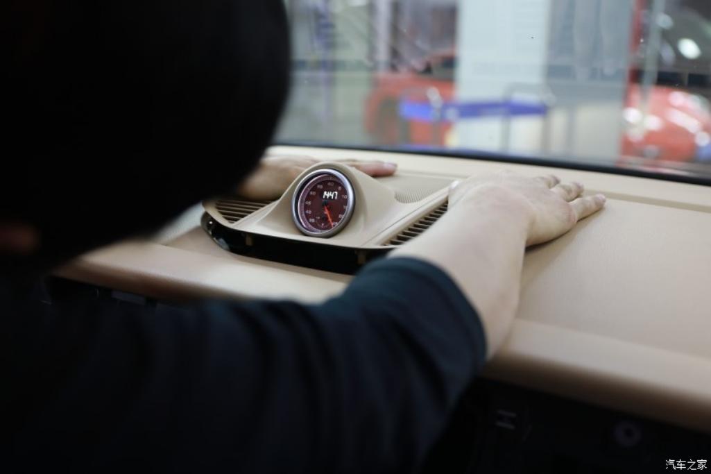 保时捷rwb改装过程 (保时捷carrera改装案例)