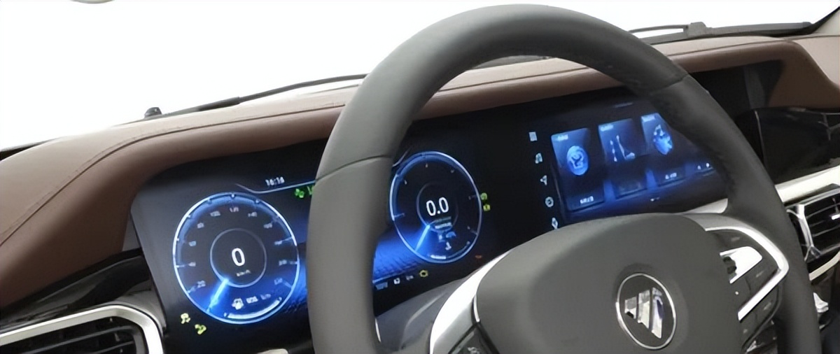 双联屏不一定要看奔驰福田皮卡大将军双联屏实车曝光|卡车之友网