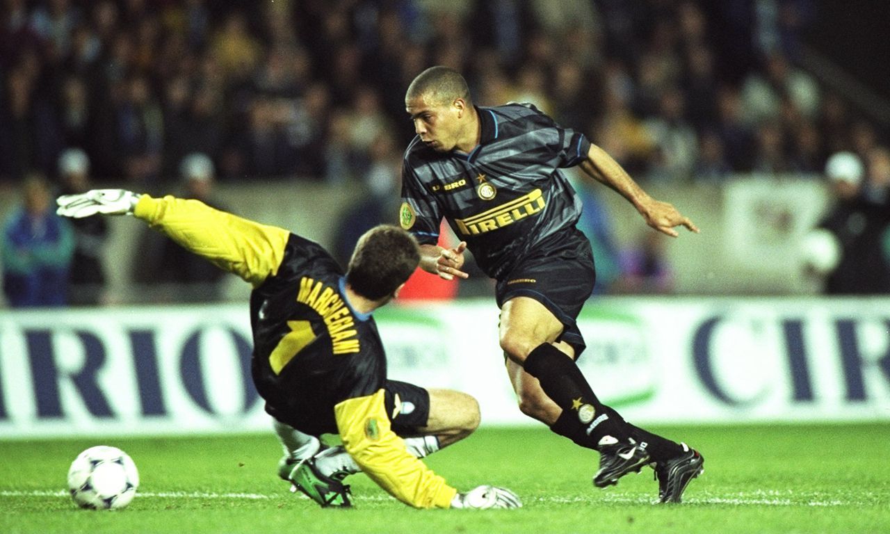 罗纳尔多在国际足坛什么级别,罗纳尔多职业生涯效力的俱乐部