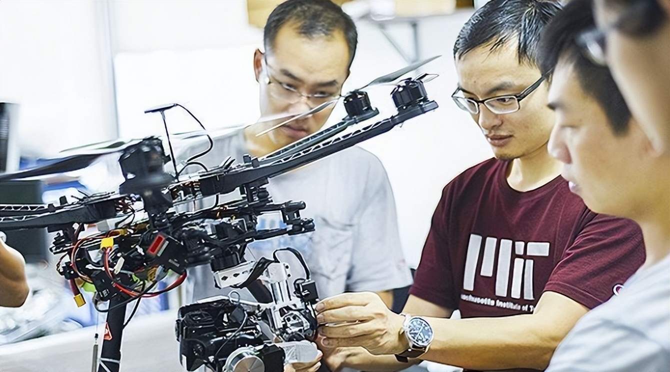 大疆回应美国列入实体清单,大疆回应否认被美国罚款440亿元