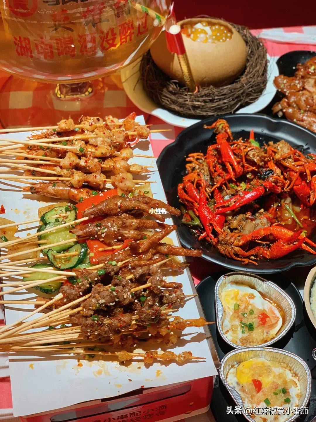 淄博烧烤博味小串烧烤,淄博的烧烤和长沙的哪个味道好