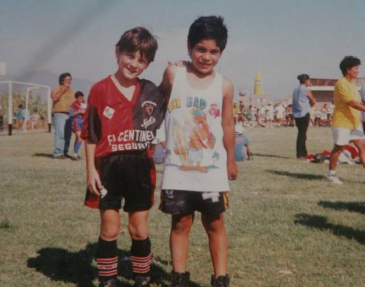 足球史上梅西悲伤时刻,梅西从足球天才到伟大的巨星