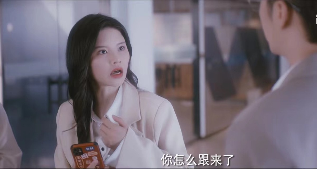 林思意炫耀和赵丽颖合作,林思意赵丽颖张可盈