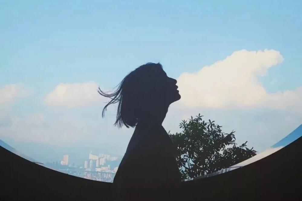 柔情似水的星座容易一见钟情,互相一见钟情的星座男女