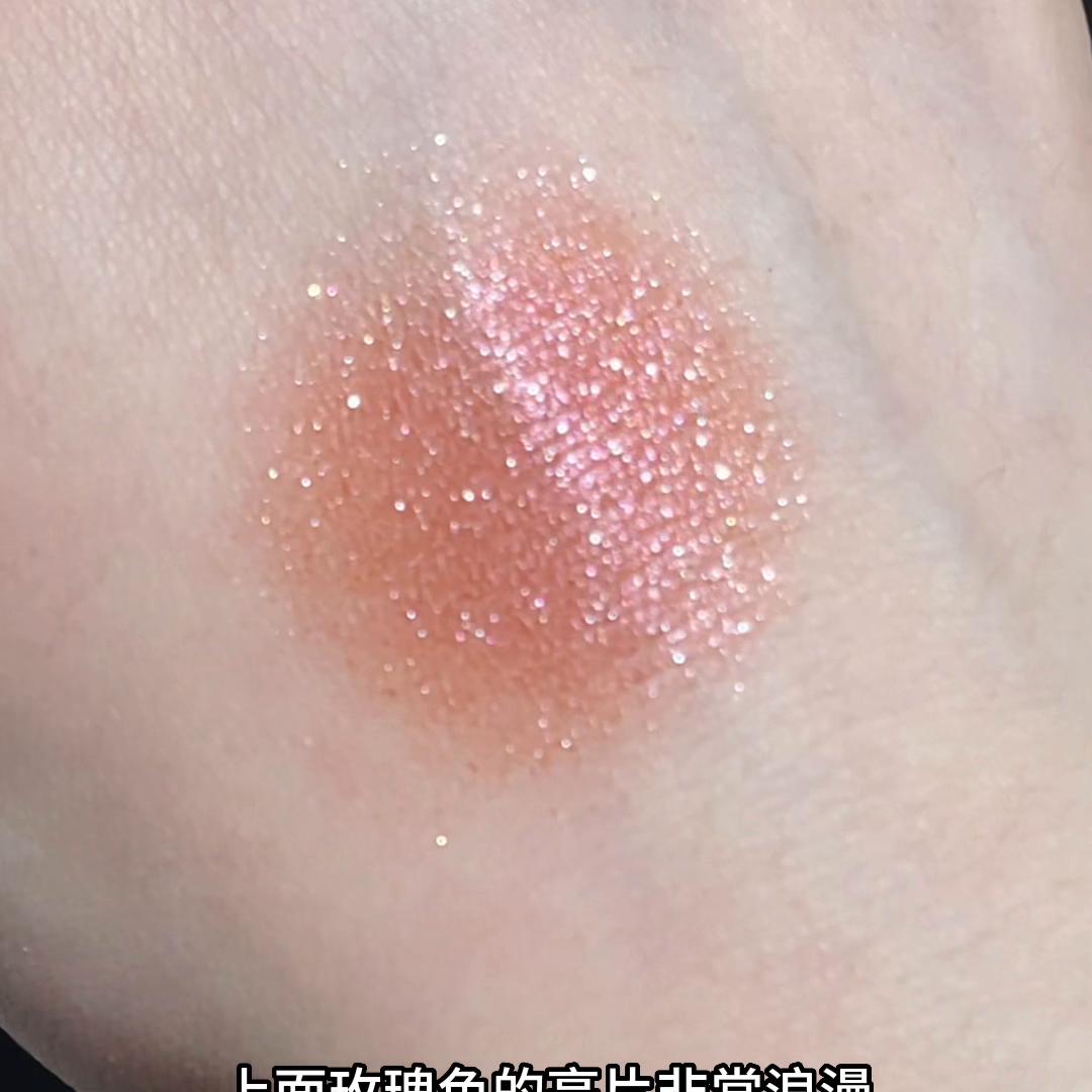 tf眼影盘圣诞限定拔草,tf樱桃口红妆