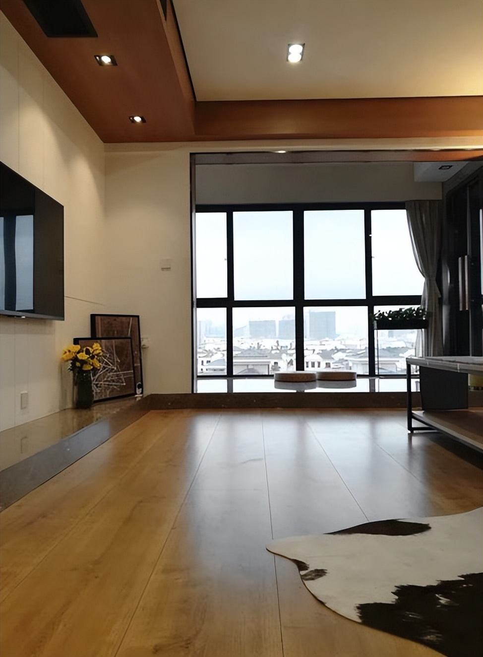 客厅阳台拆窗改造,客厅阳台改造窗户