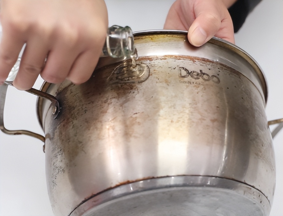 锅具脏了洗不掉怎么办,锅具发黄是什么原因